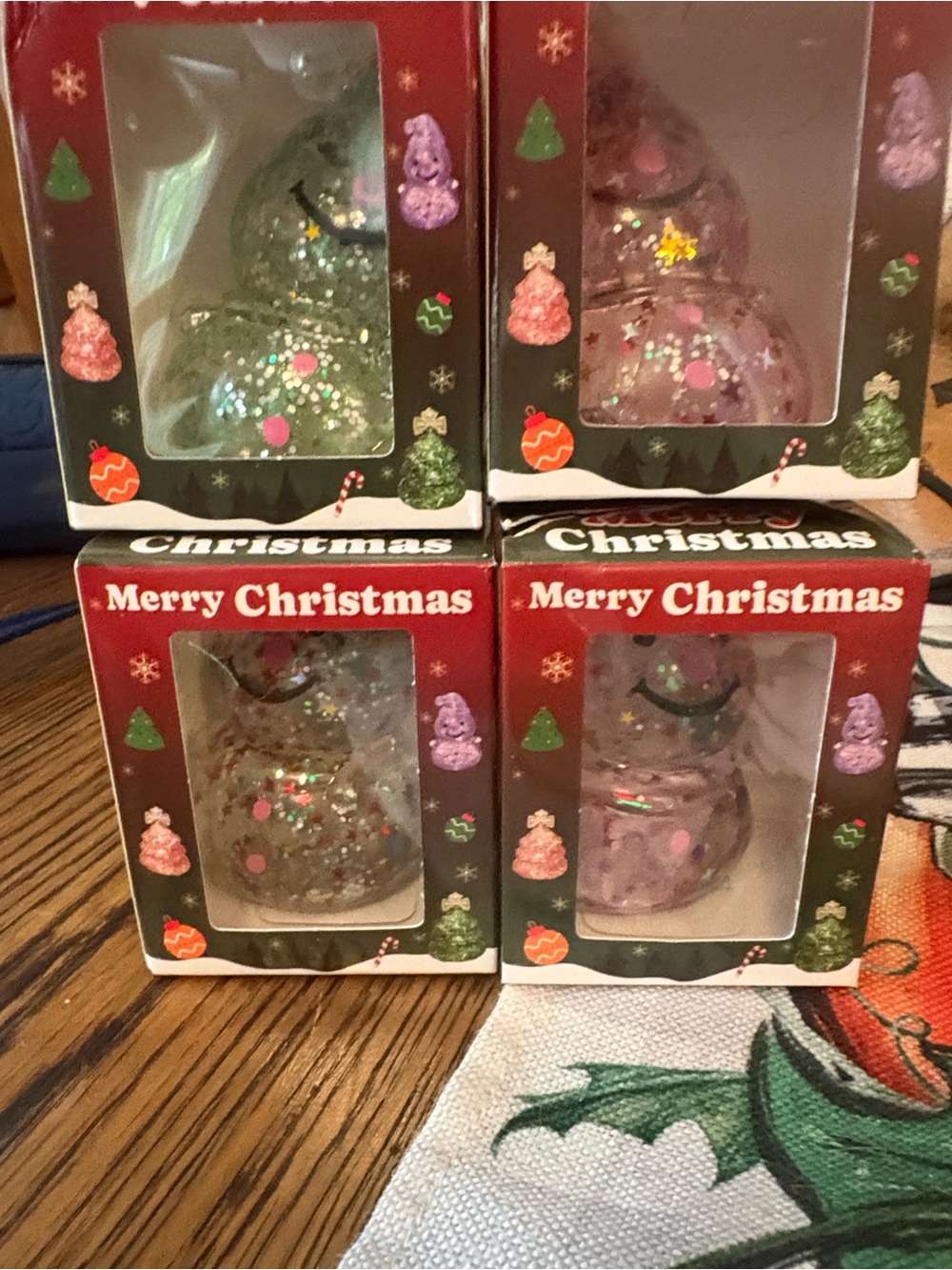 🌟NIB SQUISHY GLITTERY SNOWMAN SET OF 4 STRESS/ FIDGET pink,green,purple, clear⛄️